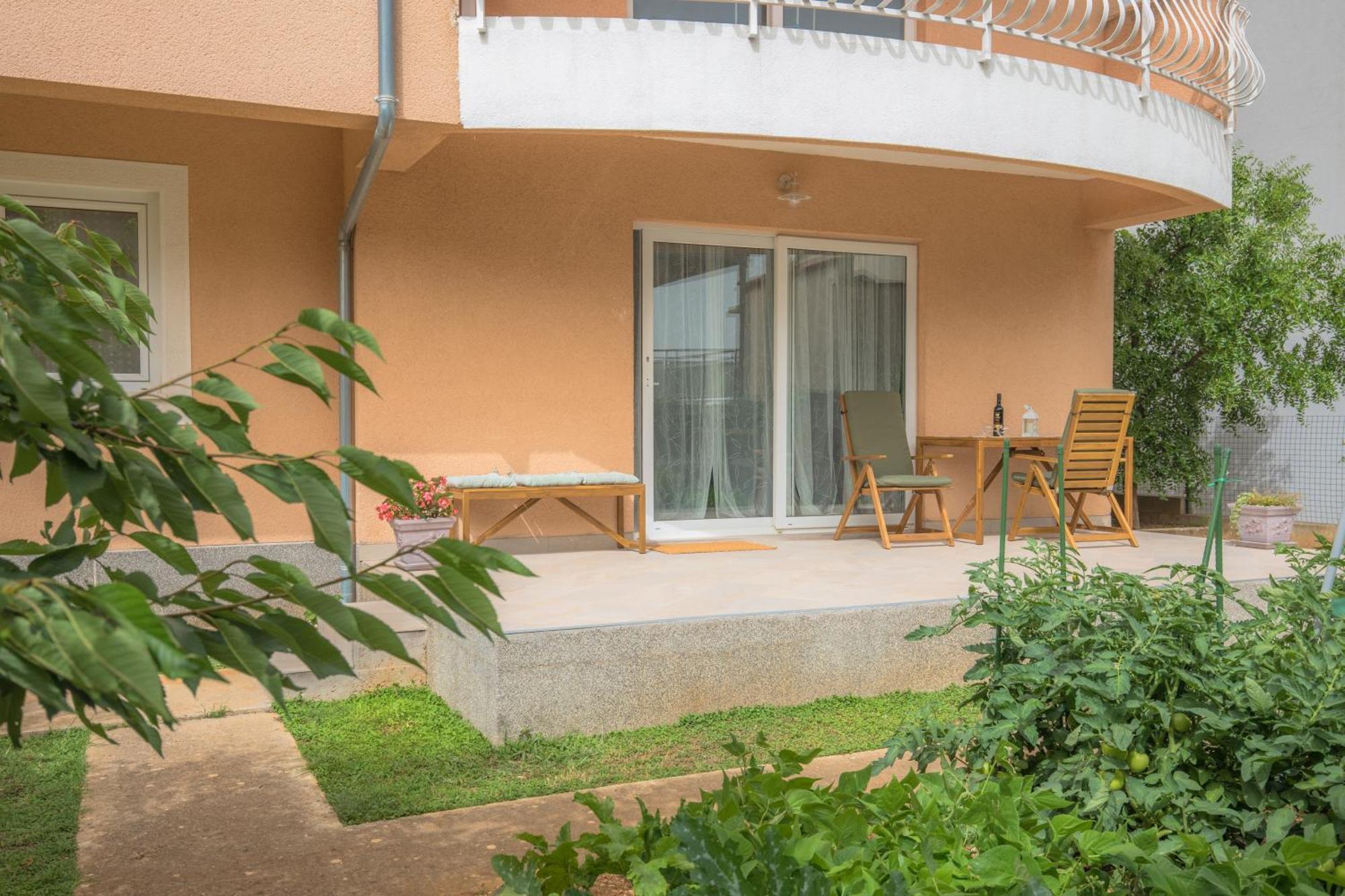 Apartamento Elena Šibenik Exterior foto